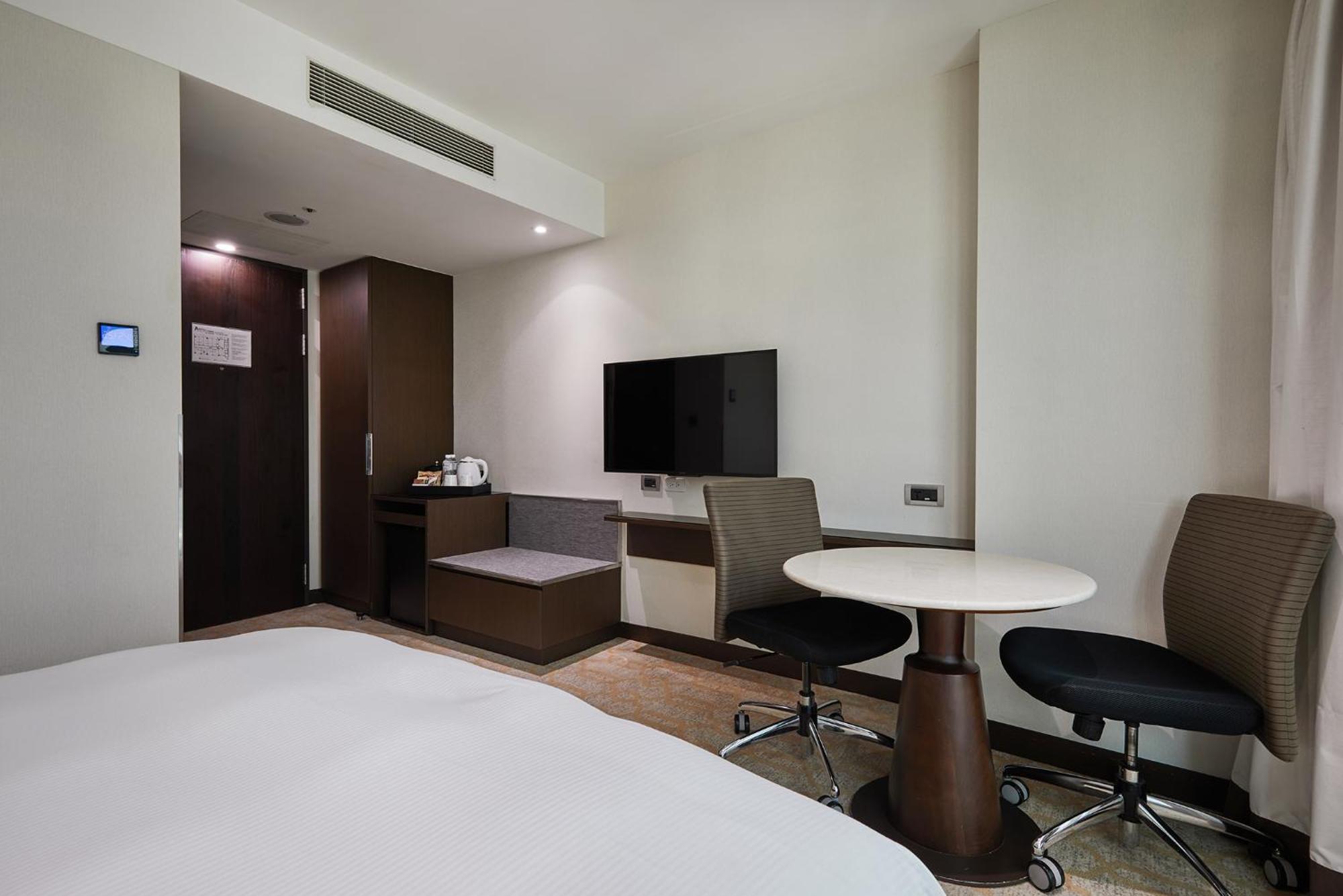 K Hotel Tianjin Taipei Exterior photo