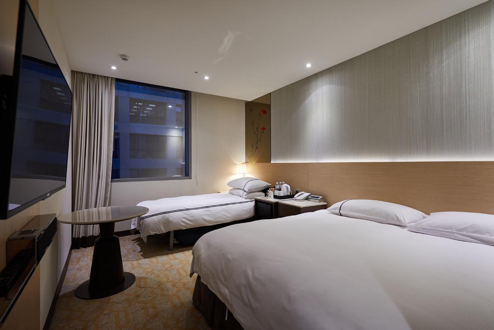 K Hotel Tianjin Taipei Exterior photo