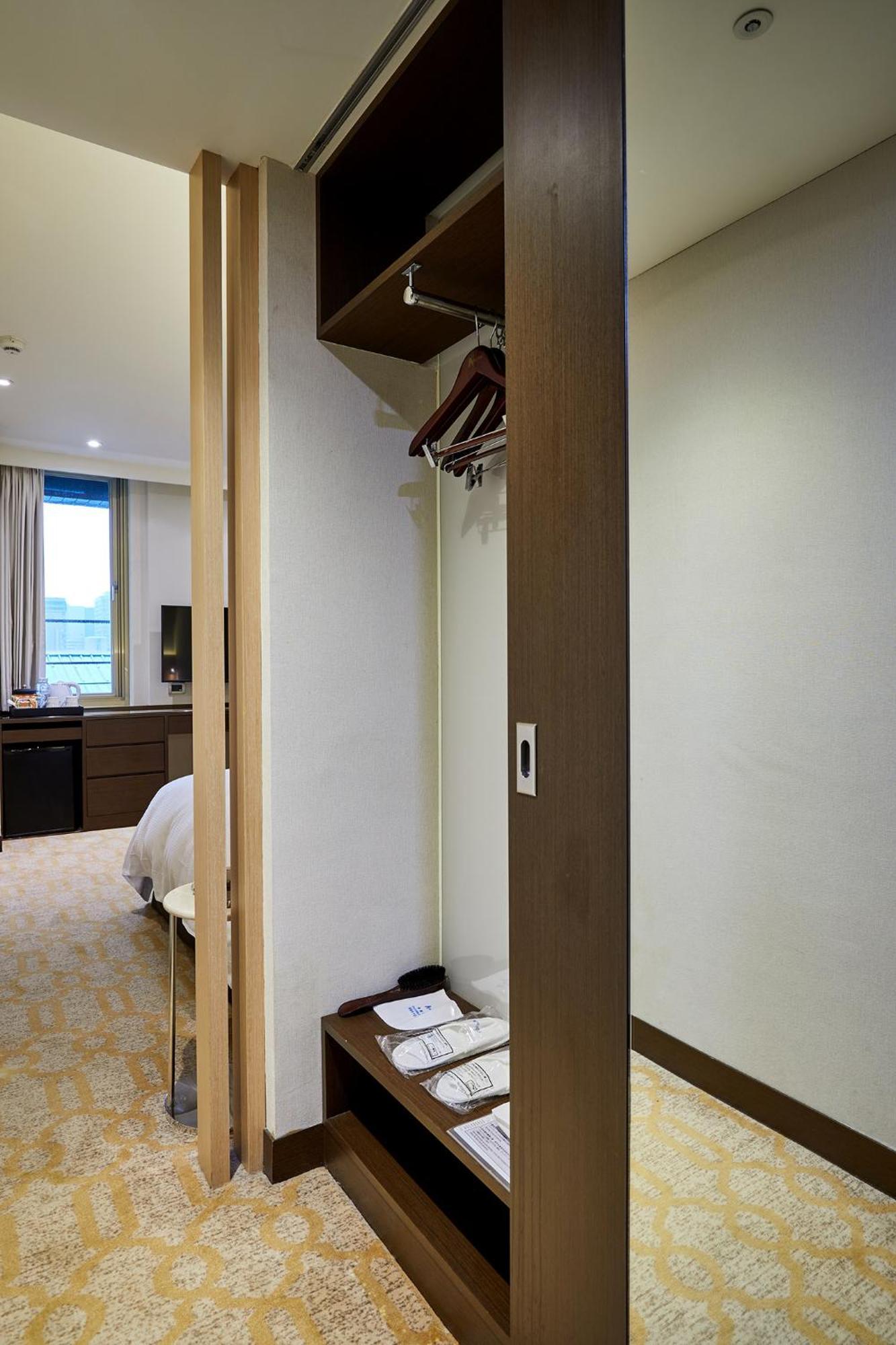 K Hotel Tianjin Taipei Exterior photo
