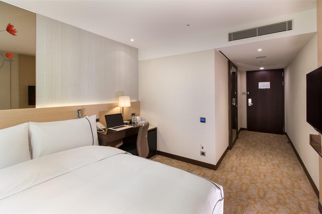 K Hotel Tianjin Taipei Exterior photo